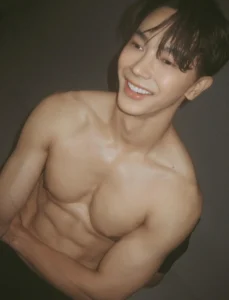 ณัฐชนน อาภาศรีรัตน์ ทวิต