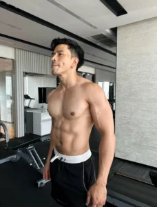 Top Sitthichok เฟส