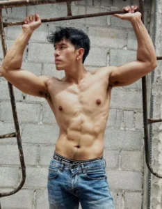 Top Sitthichok ทวิต