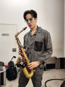 โก้ วศิน ทวิต