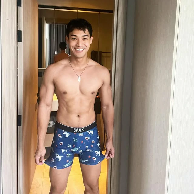 เท็น ทศทิศ ไอจี